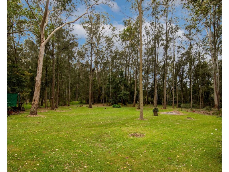 28 Burri Palm Way, Surfside NSW 2536