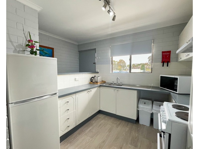15/2-6 Matthew Parade, Batehaven NSW 2536