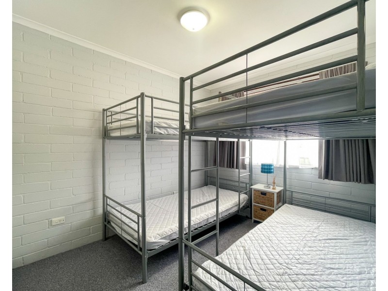 15/2-6 Matthew Parade, Batehaven NSW 2536