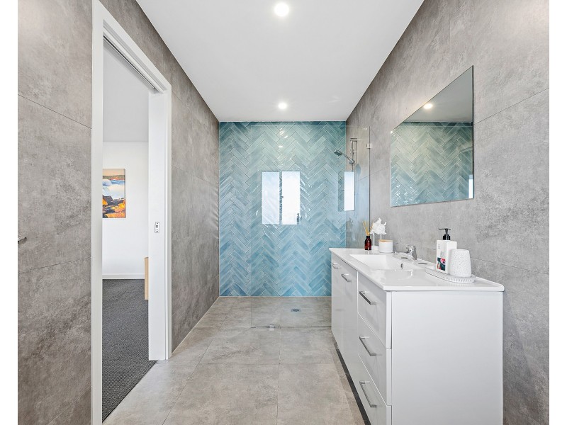 22A Johnson Place, Surf Beach NSW 2536