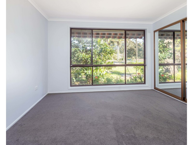 12 Haven Place, Batehaven NSW 2536