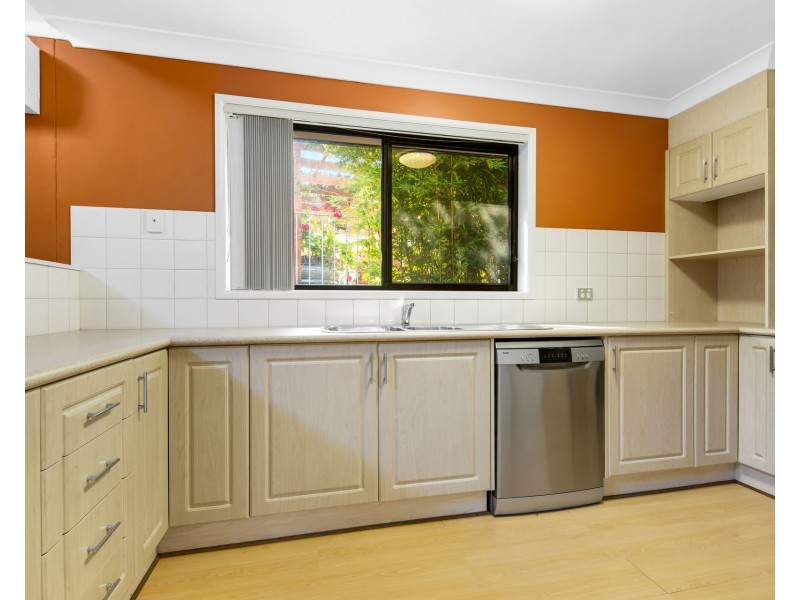 1/304 Beach Road, Batehaven NSW 2536