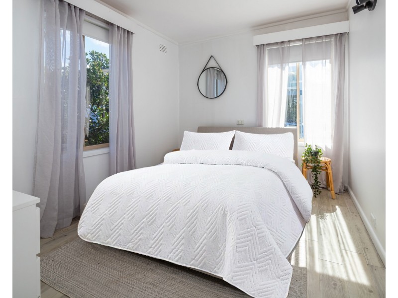 10 Marjorie Crescent, Batehaven NSW 2536