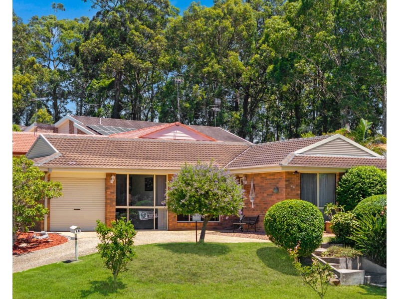 44 Thomas Mitchell Crescent, Sunshine Bay NSW 2536