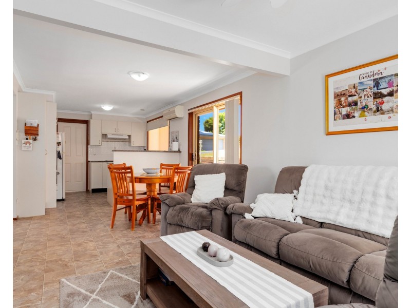 44 Thomas Mitchell Crescent, Sunshine Bay NSW 2536