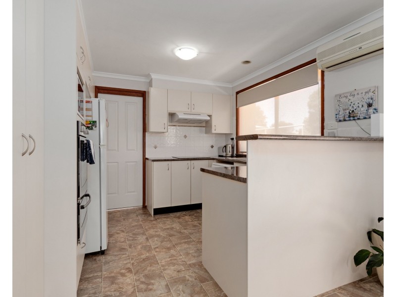 44 Thomas Mitchell Crescent, Sunshine Bay NSW 2536