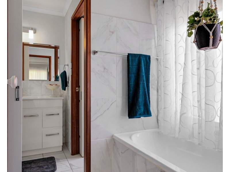 44 Thomas Mitchell Crescent, Sunshine Bay NSW 2536