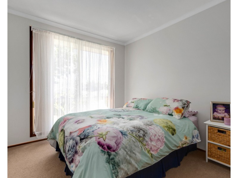44 Thomas Mitchell Crescent, Sunshine Bay NSW 2536