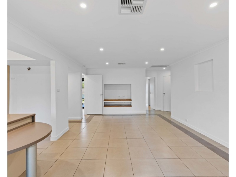 2 Burrawang Crescent, Sunshine Bay NSW 2536