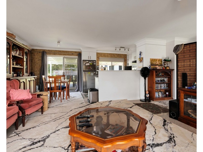 9 Tasman Street, Surf Beach NSW 2536