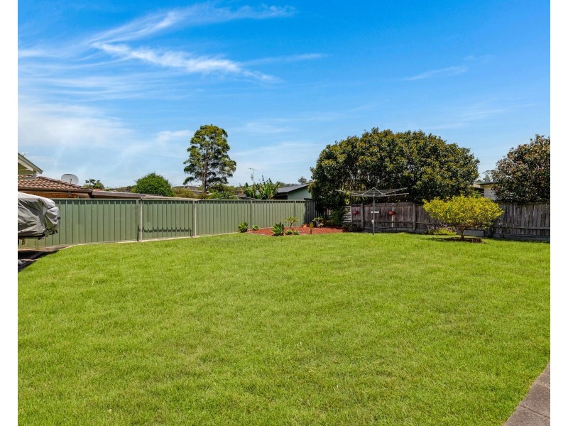 9 Tasman Street, Surf Beach NSW 2536