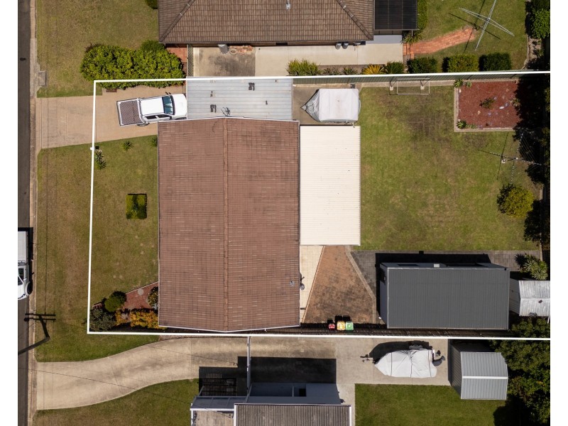 9 Tasman Street, Surf Beach NSW 2536