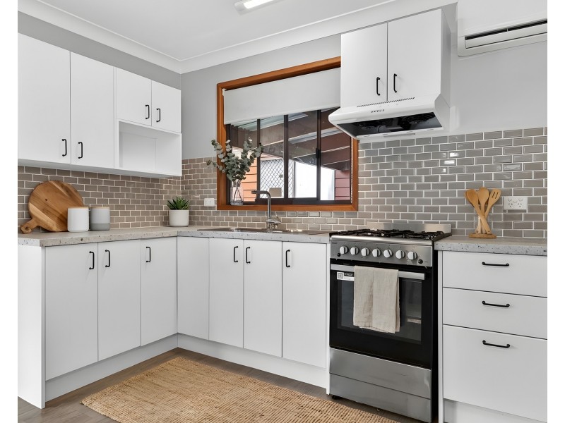 2/15 Crown Street, Batemans Bay NSW 2536