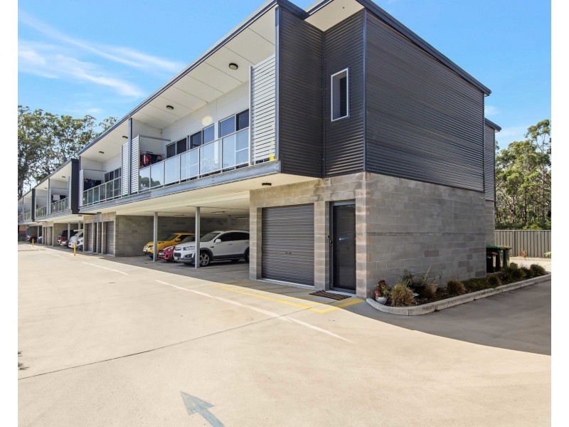2/44 Train Street, Broulee NSW 2537