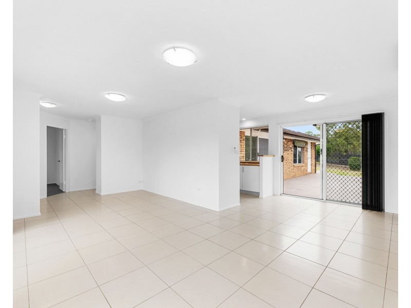 5 Caley Place, Sunshine Bay NSW 2536