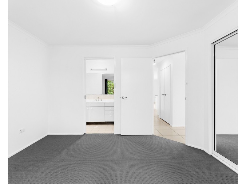 5 Caley Place, Sunshine Bay NSW 2536