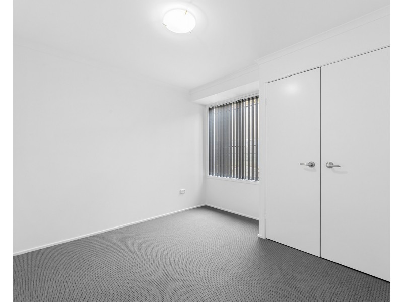 5 Caley Place, Sunshine Bay NSW 2536