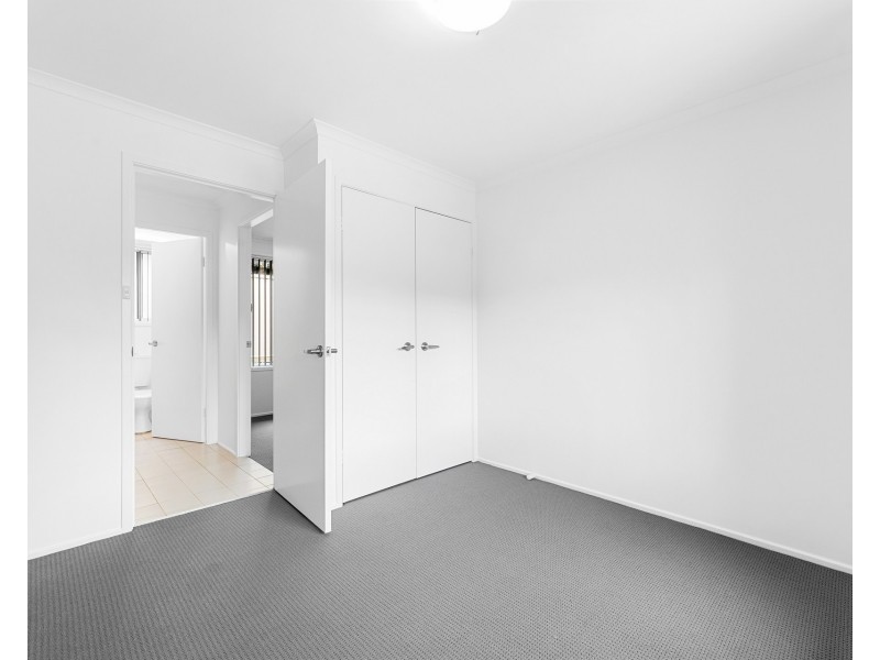 5 Caley Place, Sunshine Bay NSW 2536