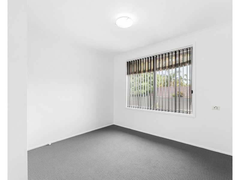 5 Caley Place, Sunshine Bay NSW 2536