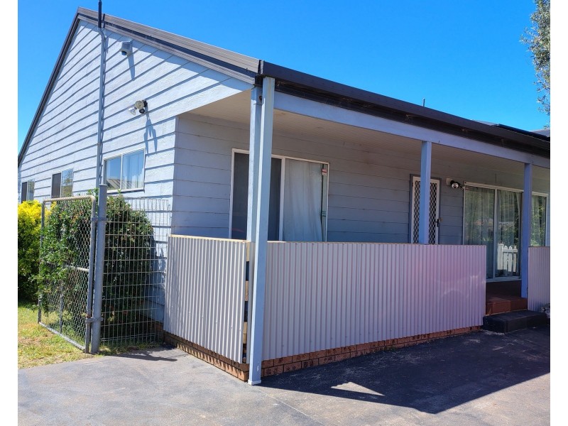 18 Belbowrie Parade, Maloneys Beach NSW 2536