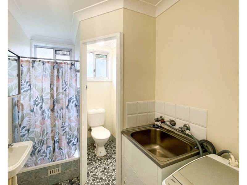 2/662 Beach Road, Surf Beach NSW 2536