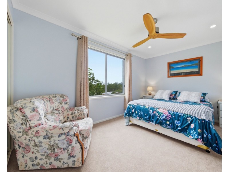 5 Luks Way, Batehaven NSW 2536