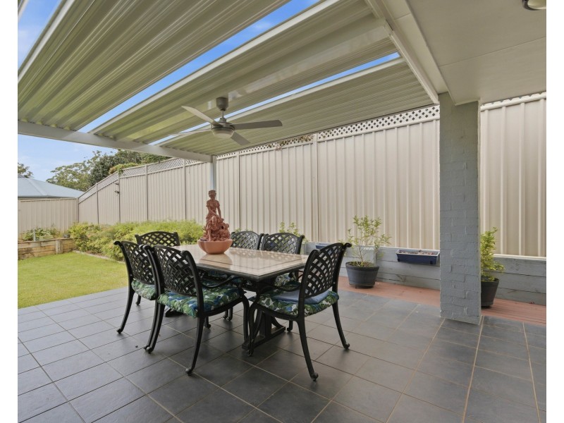 5 Luks Way, Batehaven NSW 2536