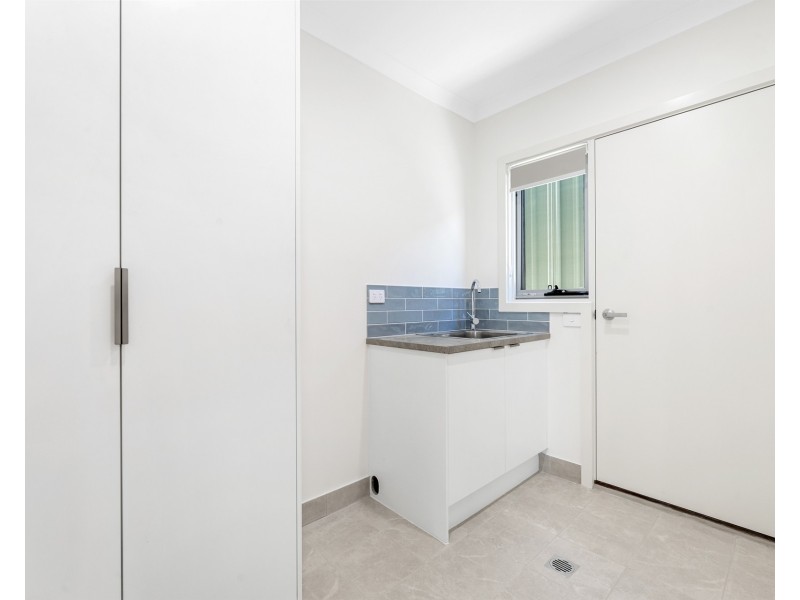 15B Crag Road, Batehaven NSW 2536