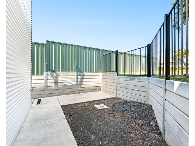 15B Crag Road, Batehaven NSW 2536