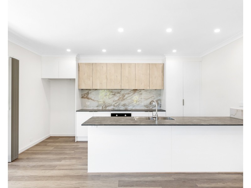 15B Crag Road, Batehaven NSW 2536