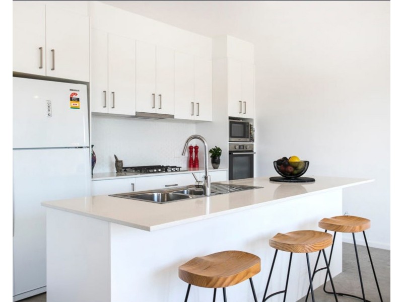 2/44 Train Street, Broulee NSW 2537