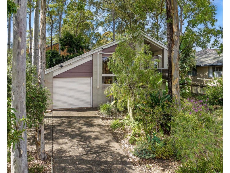 4 Burrawang Crescent, Sunshine Bay NSW 2536