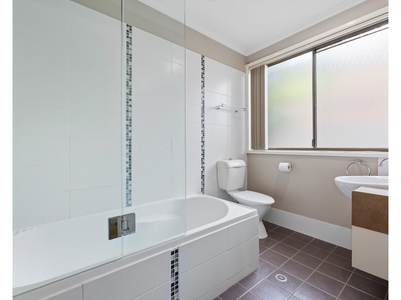 4 Burrawang Crescent, Sunshine Bay NSW 2536