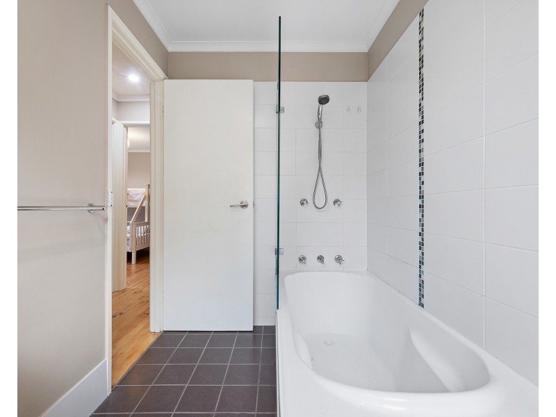 4 Burrawang Crescent, Sunshine Bay NSW 2536