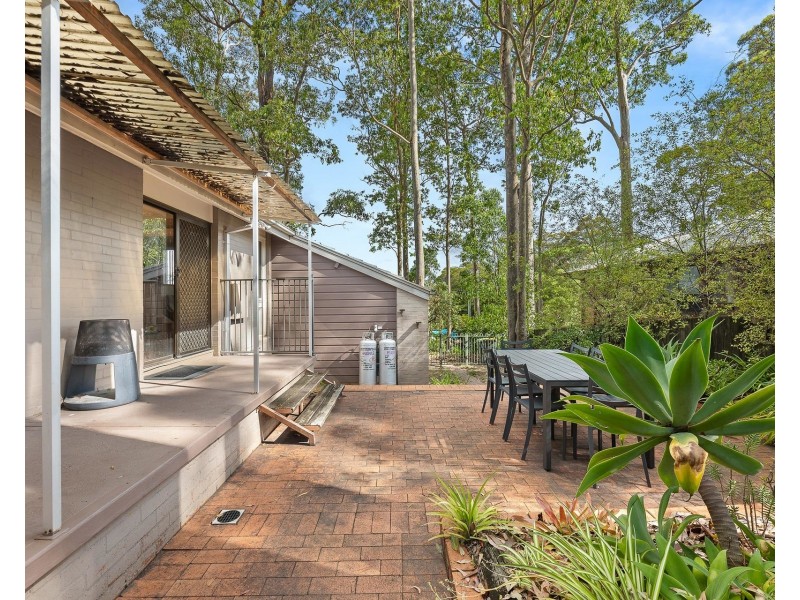 4 Burrawang Crescent, Sunshine Bay NSW 2536