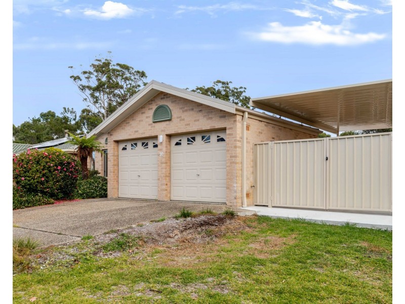30 Zanthus Drive, Broulee NSW 2537