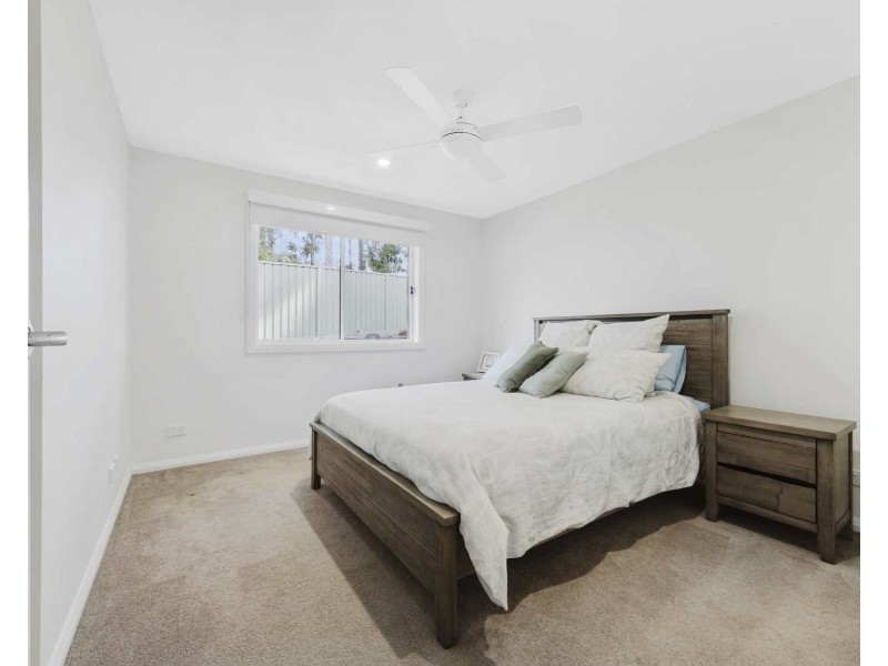 1/6 & 2/6 Eyre Place, Sunshine Bay NSW 2536