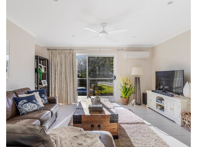 28 Myamba Parade, Surfside NSW 2536