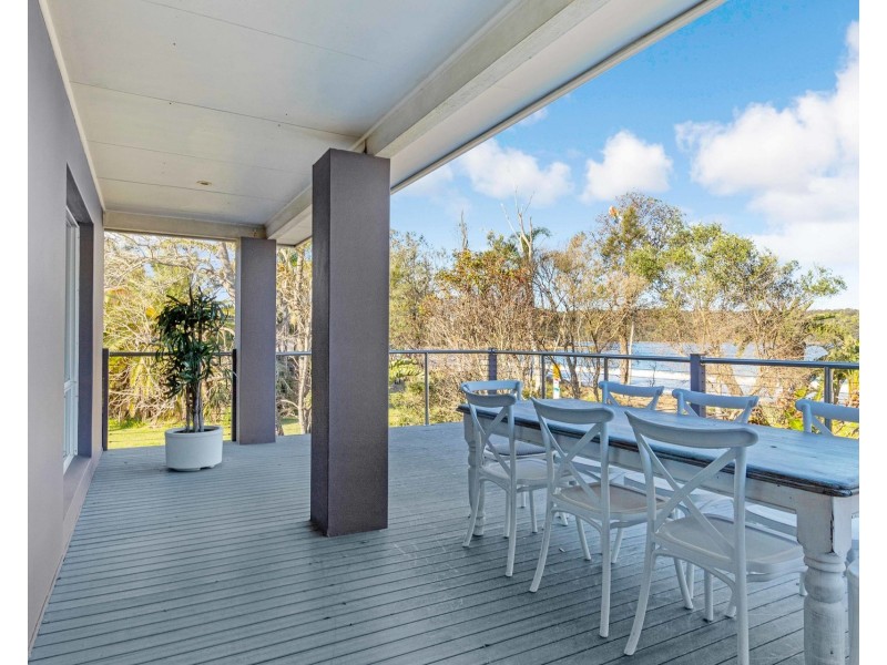 28 Myamba Parade, Surfside NSW 2536