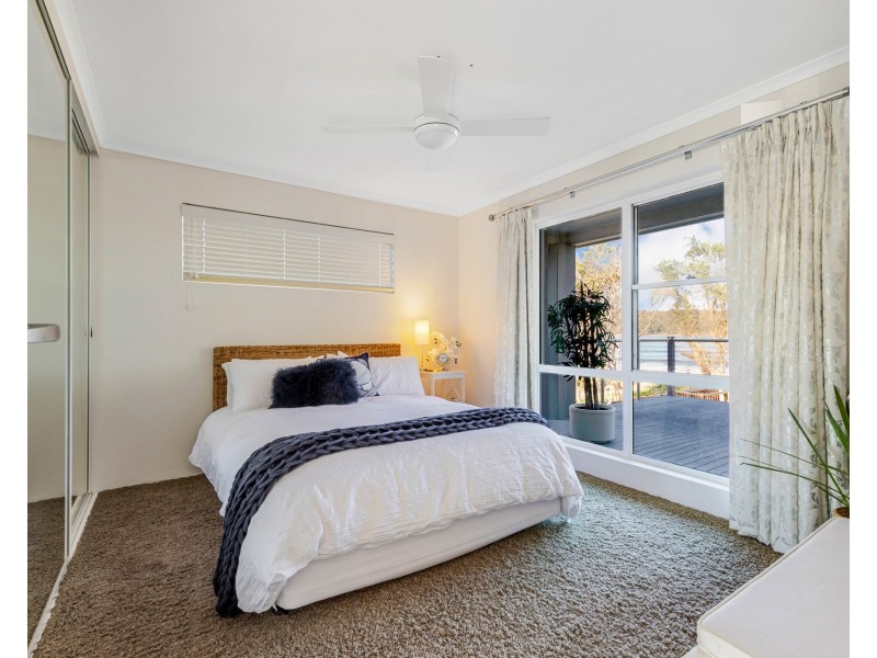 28 Myamba Parade, Surfside NSW 2536