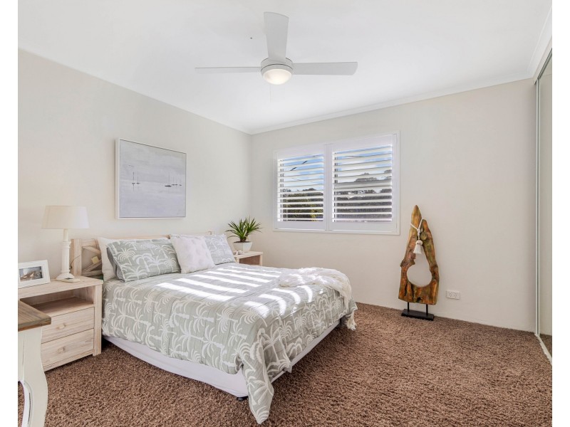 28 Myamba Parade, Surfside NSW 2536