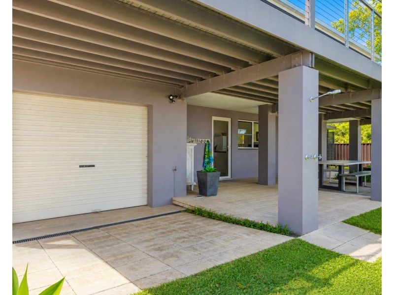 28 Myamba Parade, Surfside NSW 2536