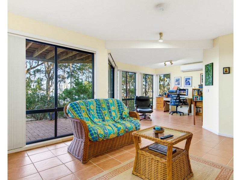 71 Northcove Road, Long Beach NSW 2536