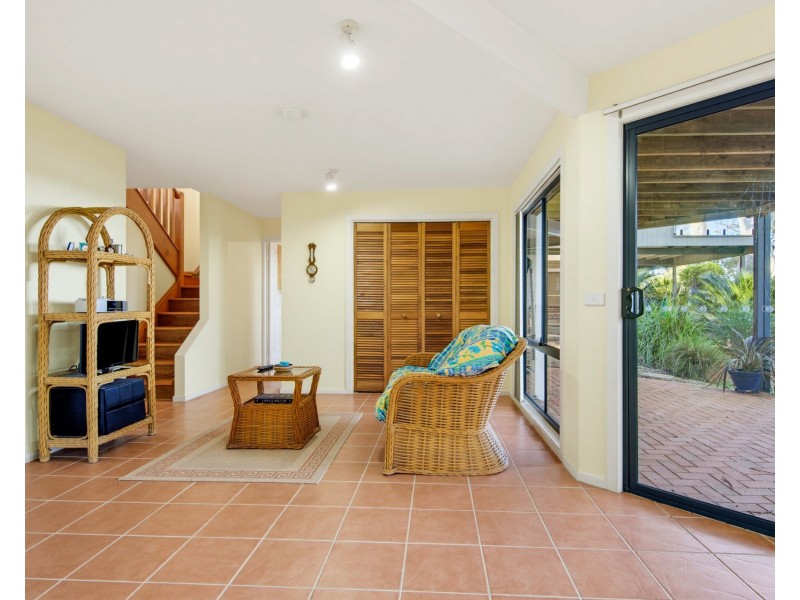 71 Northcove Road, Long Beach NSW 2536