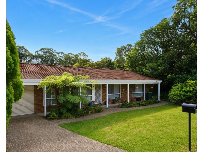 4 Sturt Place, Denhams Beach NSW 2536
