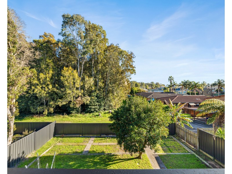 12 Edward Road, Batehaven NSW 2536