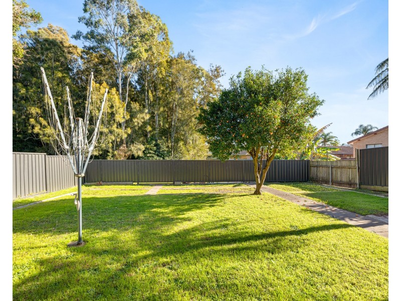 12 Edward Road, Batehaven NSW 2536