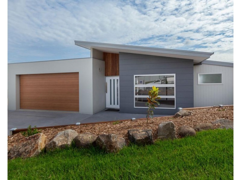 21 Jardine Road, Sunshine Bay NSW 2536
