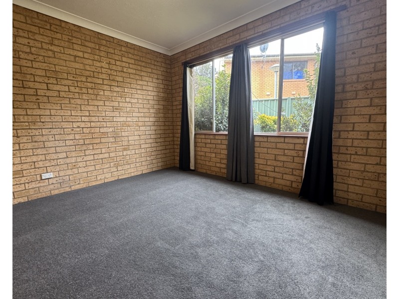 2/30 Matthew Parade, Batehaven NSW 2536