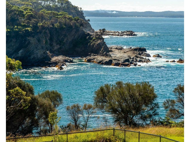 94 Yugura Street, Malua Bay NSW 2536